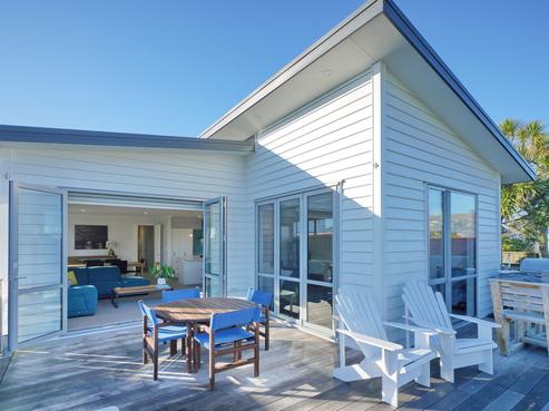 106 Rocking Horse Road, Southshore