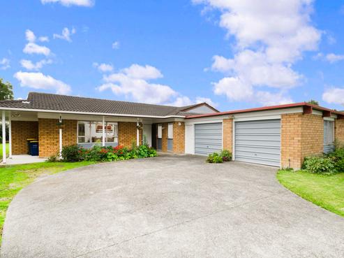 2 Matuhi Rise, Henderson
