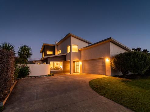 19 San Priamo Place, Paraparaumu Beach