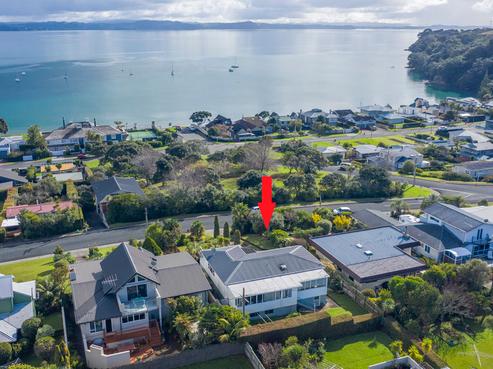 31 De Luen Avenue, Tindalls Beach