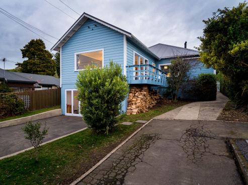 16 Elgin Road, Mornington