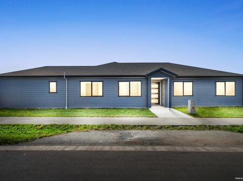 2 Sapwood Crescent, Takanini