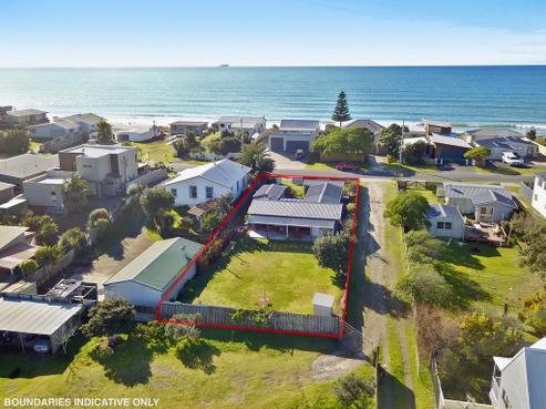 460 Pukehina Parade, Pukehina