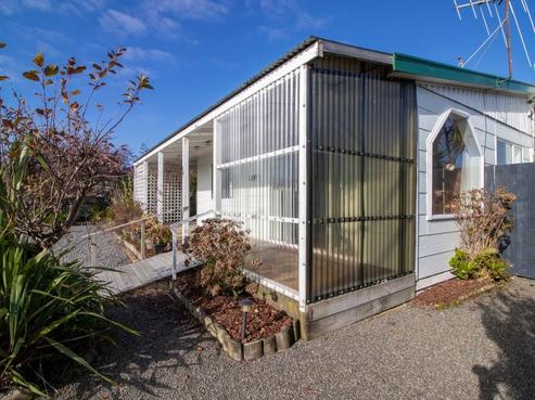 56 Edinburgh Terrace, Foxton Beach