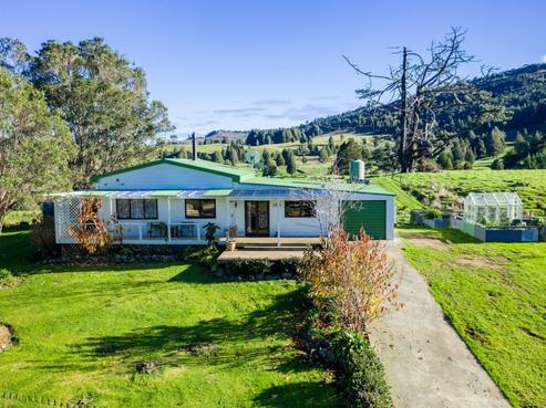 561 Wekaweka Road, Omapere