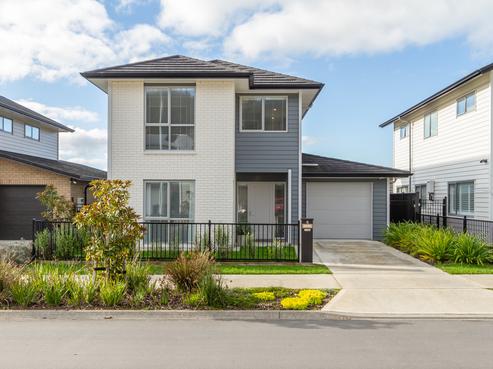 8 Chalfont Road, Silverstream