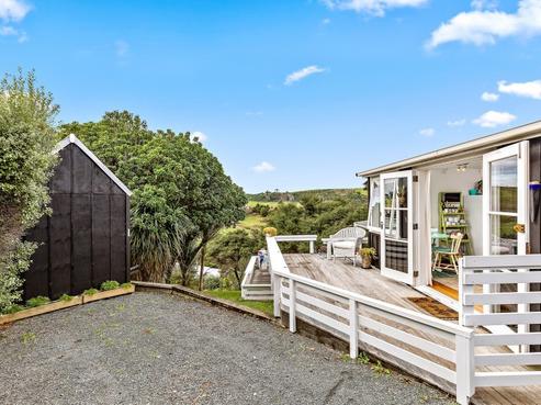 11 Pigeon Place, Tawharanui Peninsula