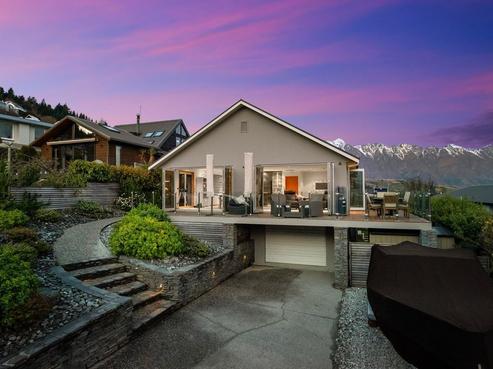 37 Suburb Street, Queenstown Central