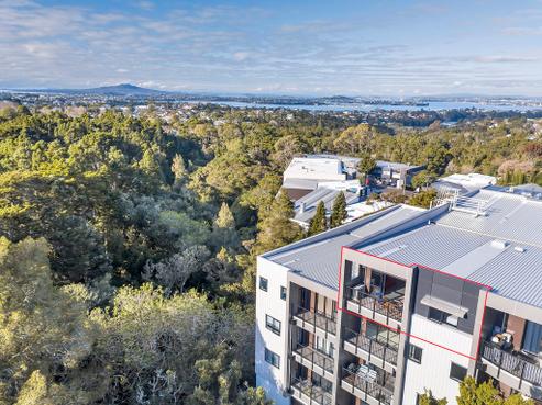 53/241 Hinemoa Street, Birkenhead