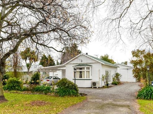 2 Russell Street, Darfield