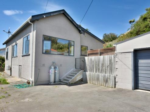 143 Victoria Road, Saint Kilda