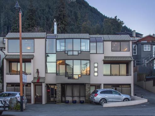 6 Lake Esplanade, Queenstown Central