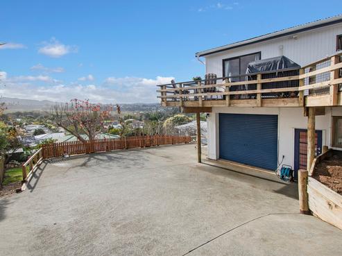 64 Handforth Street, Onerahi