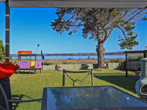 574 Pukehina Parade, Pukehina