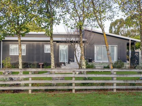 78 Regent Street, Martinborough