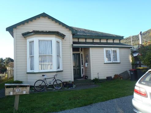 15 Ngarimu Street, Greymouth