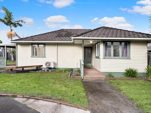 2/94 Howe Street, Howick