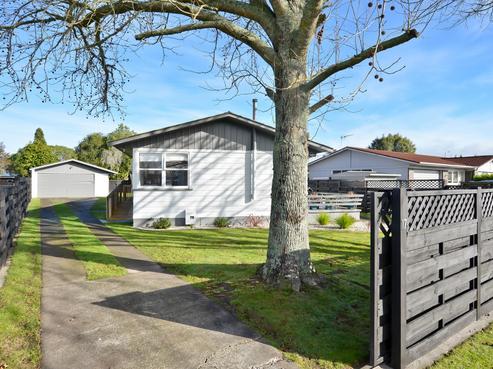 17 Claremont Avenue, Chartwell