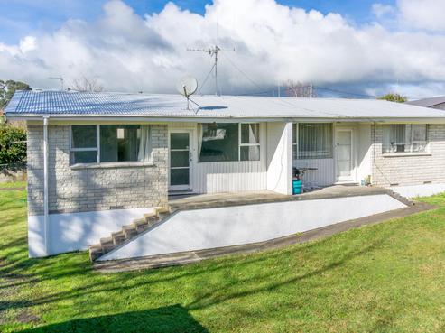 24A Forth Crescent, Glenview