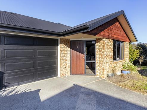 7 Highview Drive, Wakatu