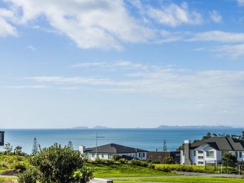 15B Headland Drive, Long Bay