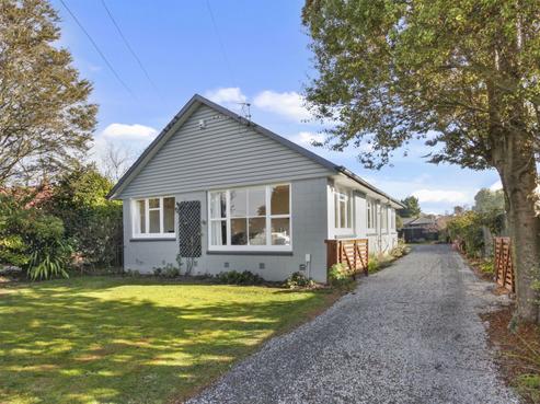 15 Uxbridge Street, Northcote