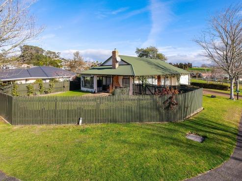 2 Parkview Avenue, Western Heights