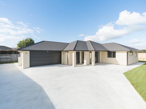 24 Nancy Avenue, Feilding