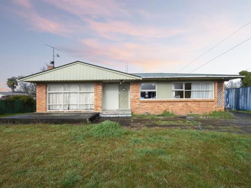 56 Campbell Street, Leamington