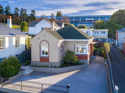 135 London Street, Dunedin Central