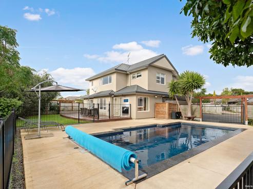 32 Lothian Brae, Wattle Downs
