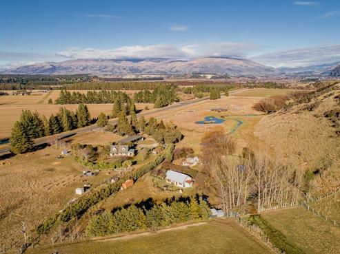 645 Lake Hawea-albert Town Road, Albert Town