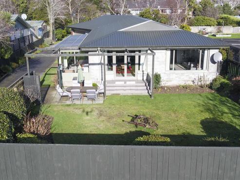 67 Gladstone Terrace, Gladstone