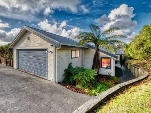 44 Simpson Road, Ranui