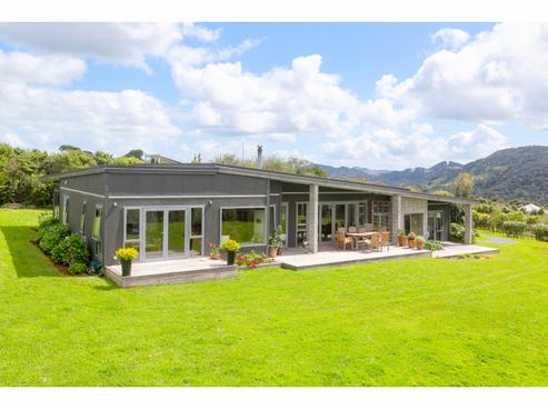 55 J Tolhopf Road, Puhoi
