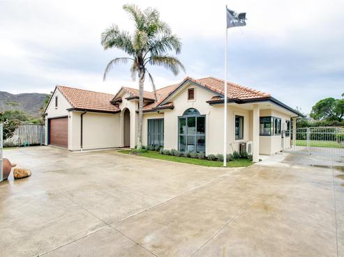 56 Gillies Crescent, Waimarama