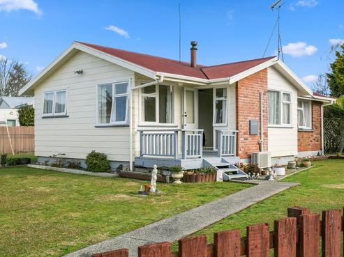 8 Sewell Place, Leamington