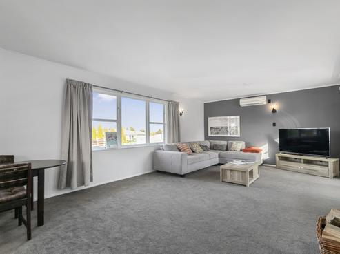 19 Cherry Blossom Grove, Maungaraki