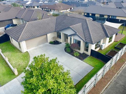 107 Barrington Drive, Huntington