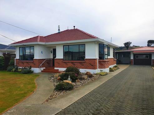 16 Dalmeny Street, Oamaru