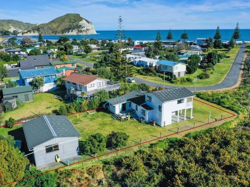 31 Kuku Avenue, Mahia