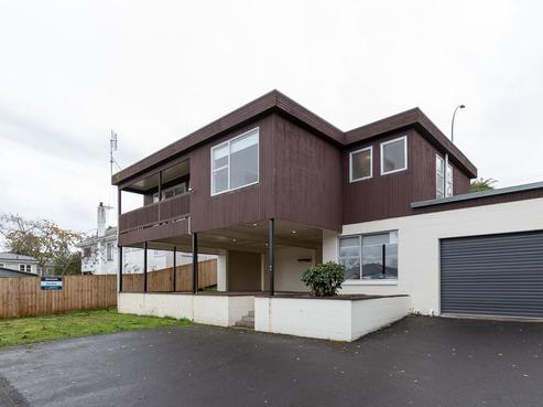 56 Cambridge Road, Hillcrest
