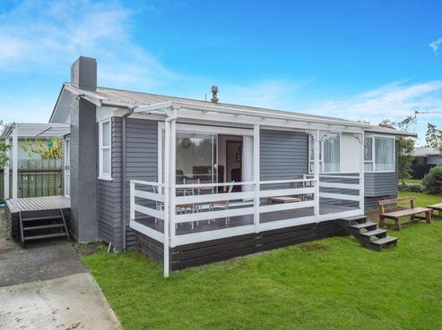 39 Tomin Road, Glenview