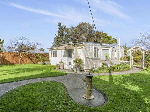 743 Swanson Road, Swanson