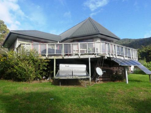 1638 Aotea Road, Great Barrier Island