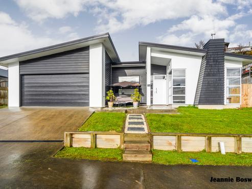 105 Cashmere Drive, Fitzherbert