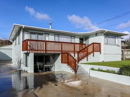 22 Cowling Road, Hurdon
