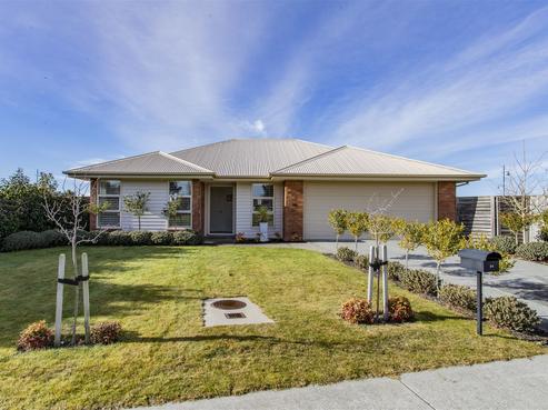 24 Nga Tupuna Street, Pegasus