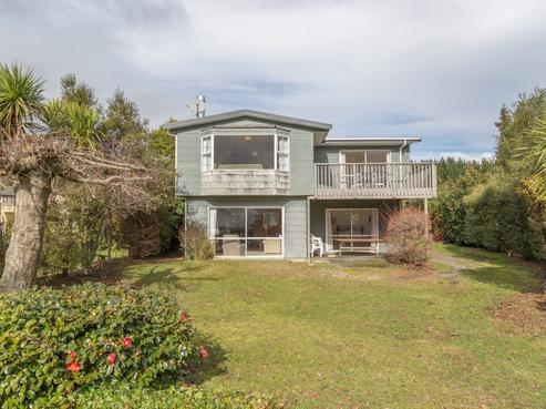 7 Mac Road, Lake Taupo (East)