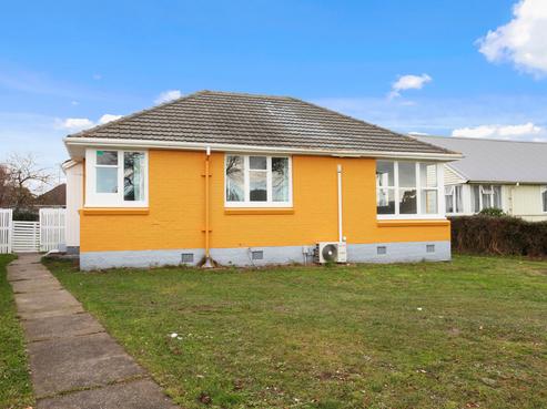 14 Vicki Street, Sockburn